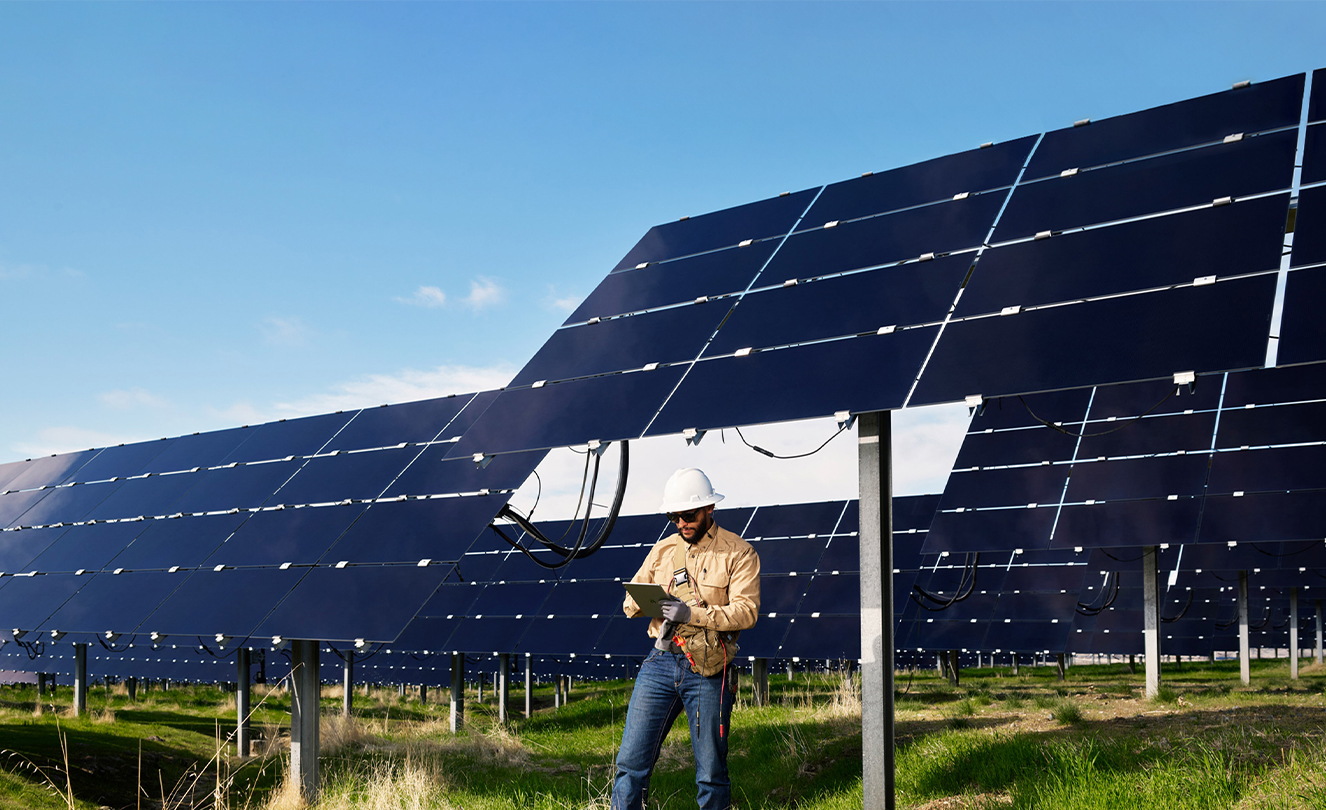 Un champ accueillant plusieurs éoliennes produisant de l’énergie.