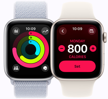 To Apple Watch SE-enheter viser Aktivitet-skjermer med aktivitetsringer og kalorimål